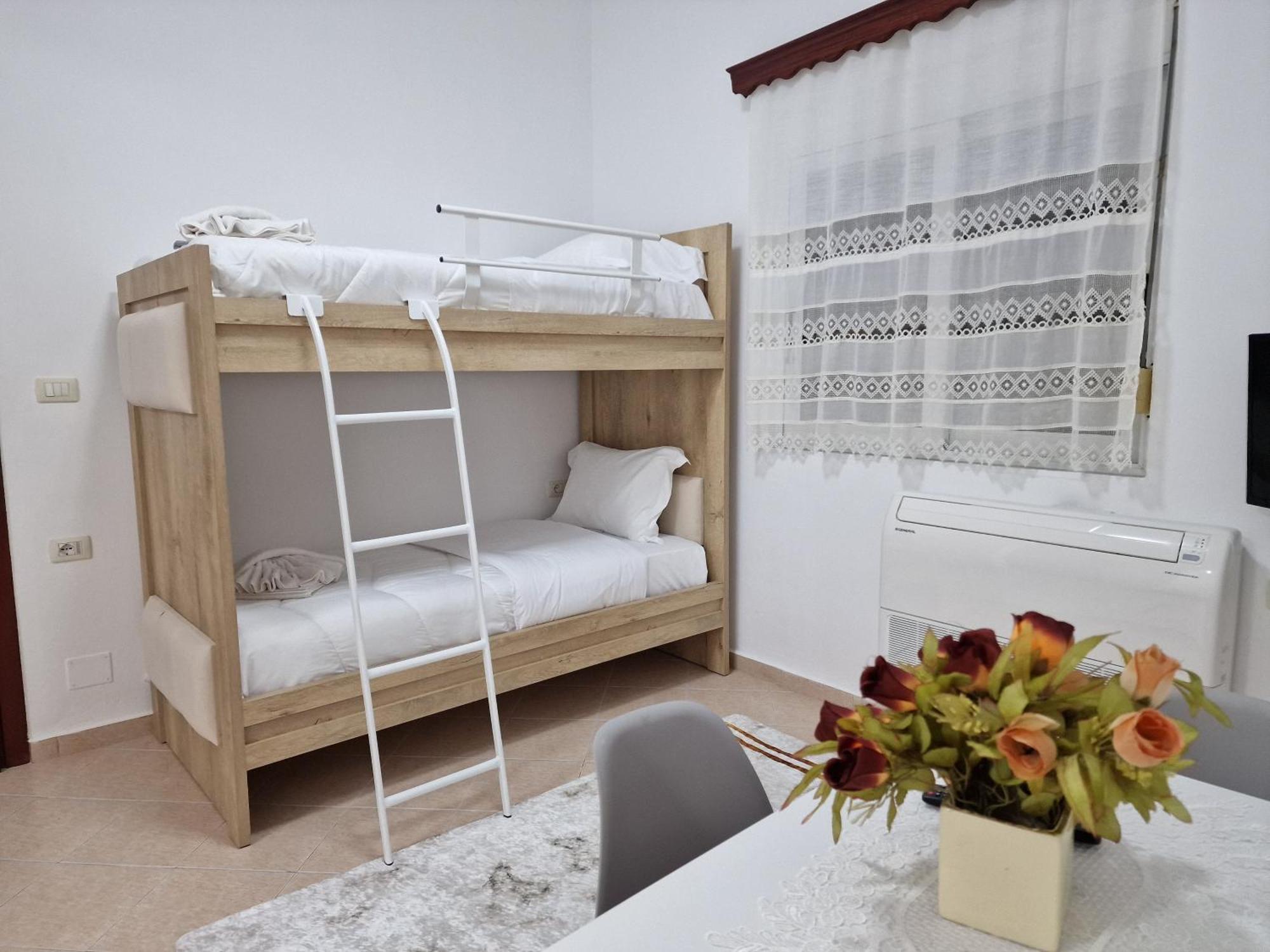 Apartment Antigona Гирокастра Экстерьер фото